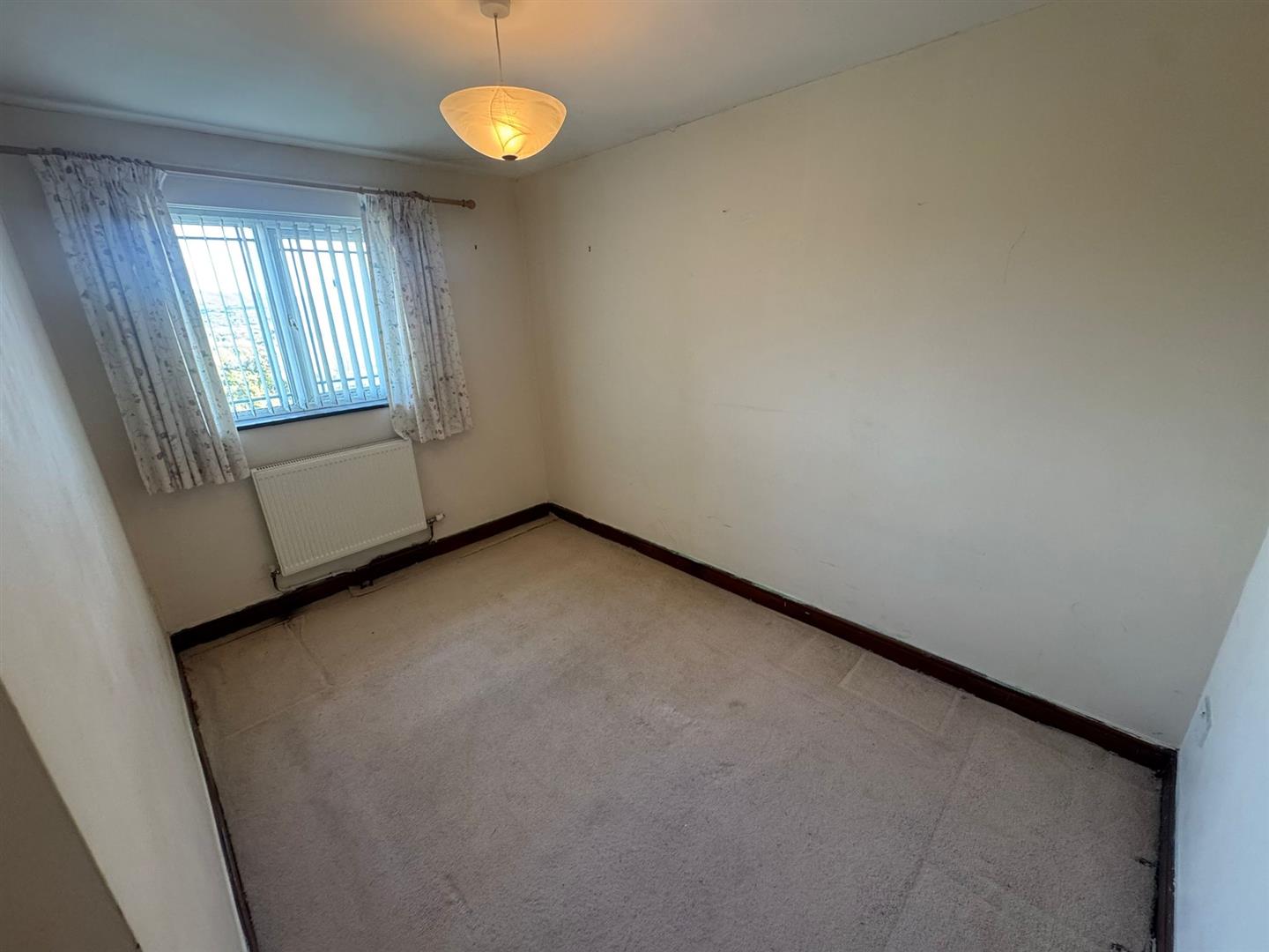 Bwllfa Road, Ynystawe, Swansea, SA6 5AL